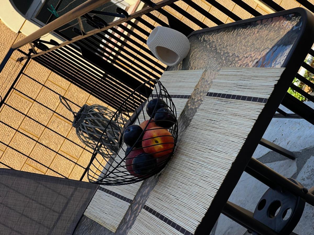 Aggelikis Studio Apartamento Zóla Exterior foto